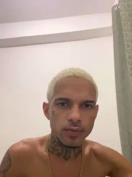 Cam4 Live Sex of Cria