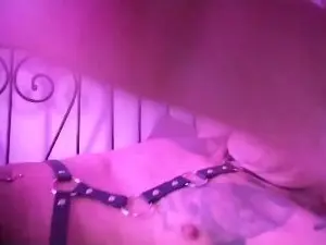Cam4 Sex Cam of SamanthaBisex