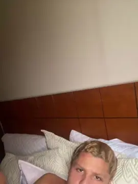 Cam4 Live Porn of HunterTyler