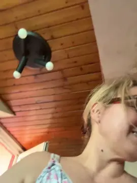 Cam4 Private Sex Chat of lucestellata
