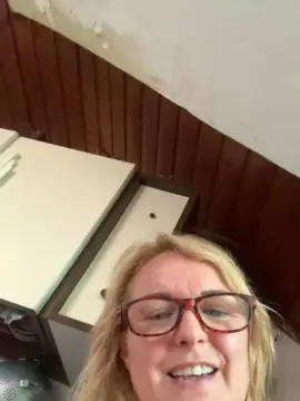 Cam4 Free Live Porn of lucestellata