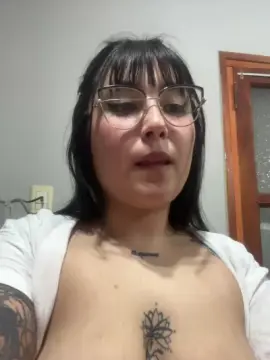 Cam4 Adult Video Chat of Lareyni26