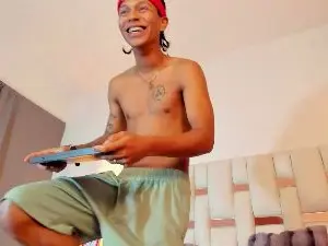 Cam4 Best live sex cam show of AndyKings_1