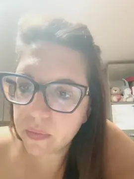 Cam4 Live Porn of Carolyne2023