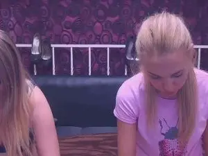 Cam4 Sex Chat of BlondeWitchez