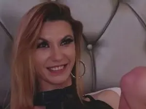 Cam4 Live Sex Cam of MayaHales
