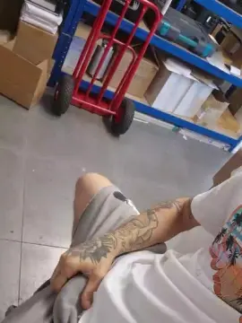 Cam4 Nude Webcam of Luigiscarrone