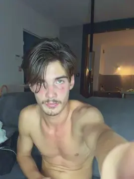 Cam4 Free Live Porn of pablo2762