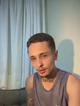 Cam4 Sex Chat of And_honey