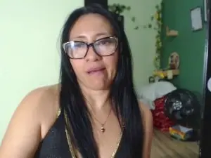 Cam4 Watch Live Sex Cams of zeynep