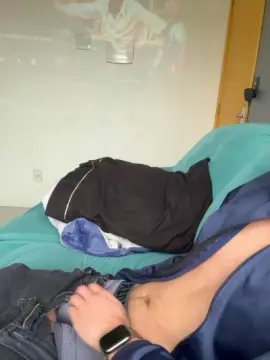 Cam4 Live Sex Cam of LuizDz7