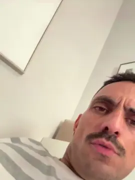 Cam4 Free Live Porn of rafabr91