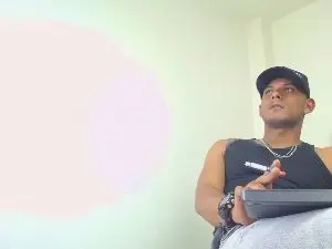 Cam4 Live Sex Cam of Chris_Dick99