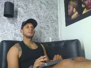 Cam4 Live Sex Cam of Chris_Dick99