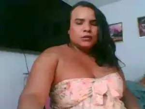Cam4 Free Live Porn of bellarenata