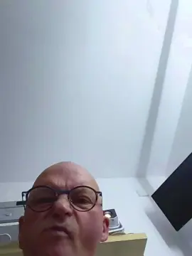 Cam4 Watch Live Sex Cams of lordpinki
