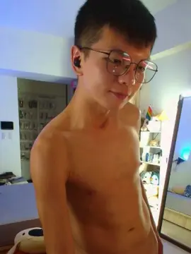 Cam4 Watch Live Sex Cams of that_tsaisenpai