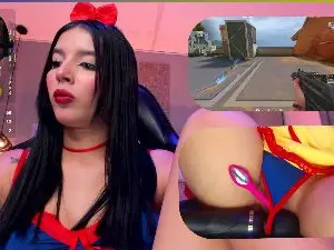 Cam4 Live Sex Cam of SweetieCloe