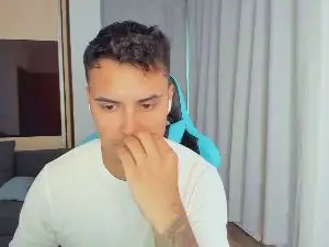 Cam4 Nude Webcam of MattMalone