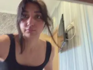 Cam4 Live Sex Cam of YingPopichak