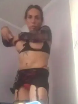 Cam4 Watch Live Sex Cams of debora_sutil
