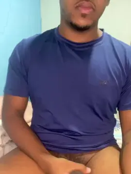 Cam4 Sex Cam of indionxvin777