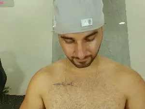 Cam4 Live Sex Cam of Lorenzo_Walker