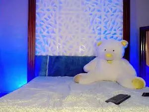 Cam4 Free Porn Cam of Mia_Alejandraa_