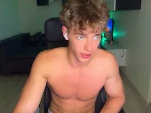 Cam4 Adult Webcam of Lukedesirablee