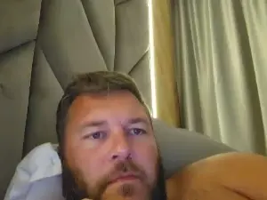 Cam4 Private Sex Chat of LuckyLuck93