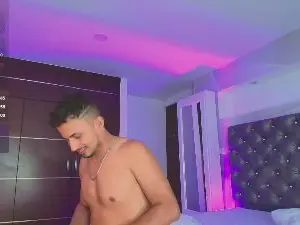 Cam4 Free Live Porn of Valentiinoss