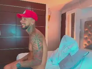 Cam4 Free Porn Cam of Valentiinoss
