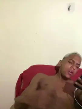 Cam4 Live Porn of Aikenn