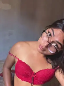 Cam4 Free Live Porn of Luisawn_