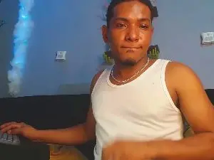 Cam4 Live Sex of grandeygruesa1