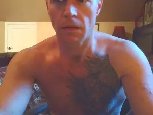 Cam4 Sex Chat of DILFiGuess1