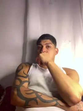 Cam4 Sex Cam of moreno23tatuado