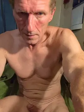 Cam4 Free Live Porn of davedonny45