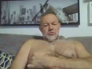 Cam4 Live Sex of bear70s
