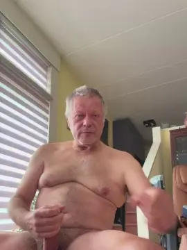 Cam4 Live Sex of DildoMike0