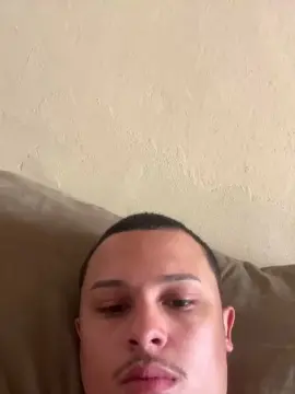 Cam4 Live Sex of Morenoyboy