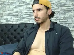 Cam4 Watch Live Sex Cams of Tyler_dn
