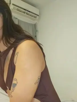 Cam4 Watch Live Sex Cams of onemy