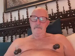 Cam4 Live Sex Cam of Scruffy57
