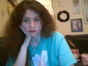 Cam4 Live Porn of QueenCrimson
