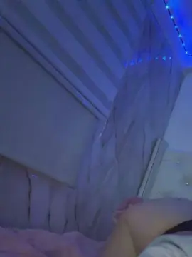 Cam4 Live Sex Cam of Caramelo0