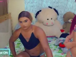 Cam4 Watch Live Sex Cams of RealLovers_