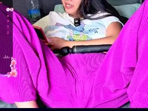 Cam4 Sex Cam of AliceNguyen