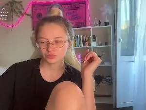 Cam4 Nude Webcam of BlazingBlonde