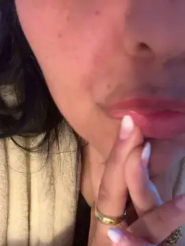 Cam4 Free Live Porn of Quiqui28